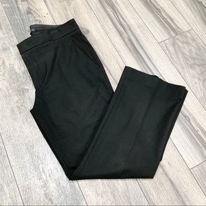 Zara Woman Black Uniform Pants. Mid-Rise. Size 8.